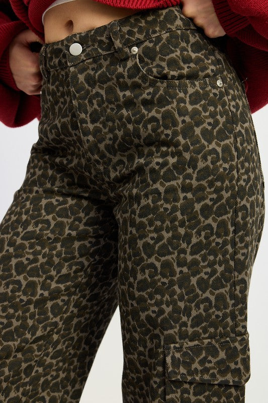 MID RISE WIDE LEG CARGO PANTS-Charmful Clothing Boutique